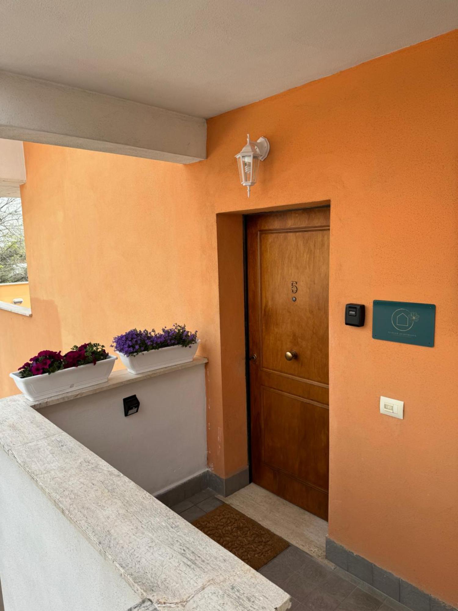 Casa Vacanza Elislor Apartments Fiumicino Luaran gambar